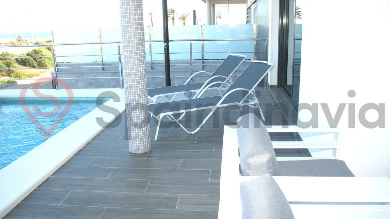 Astonishing Beach And Pool House Mazarron Exterior photo